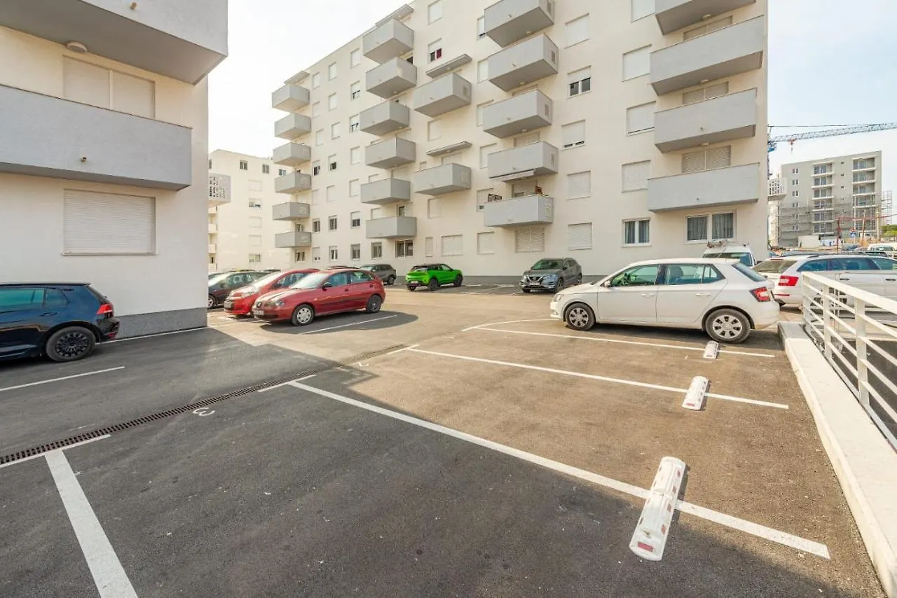 Lovely Apartment Zadar